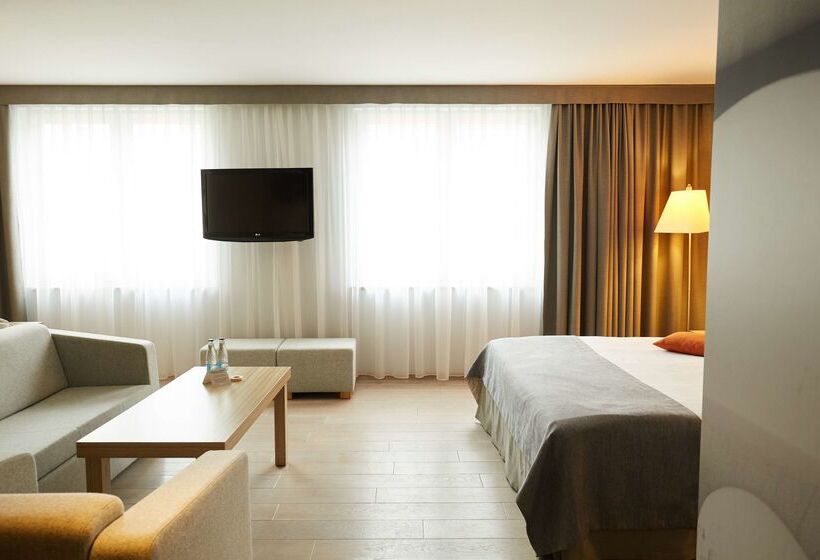 هتل Scandic Wrocław