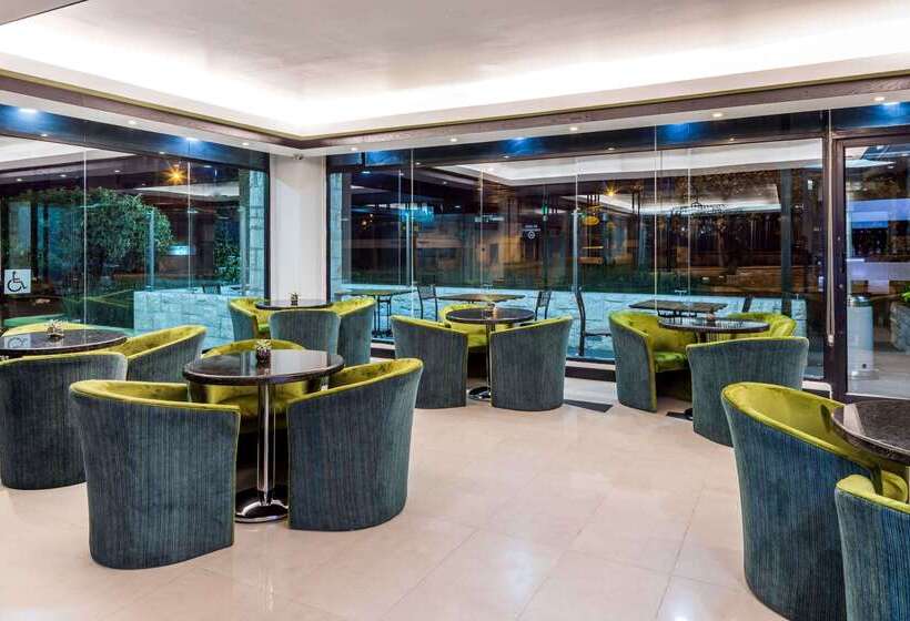 هتل Wyndham Garden Quito