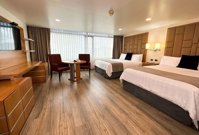 هتل Wyndham Garden Quito