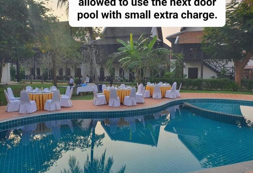هتل Villa Chitchareune 2