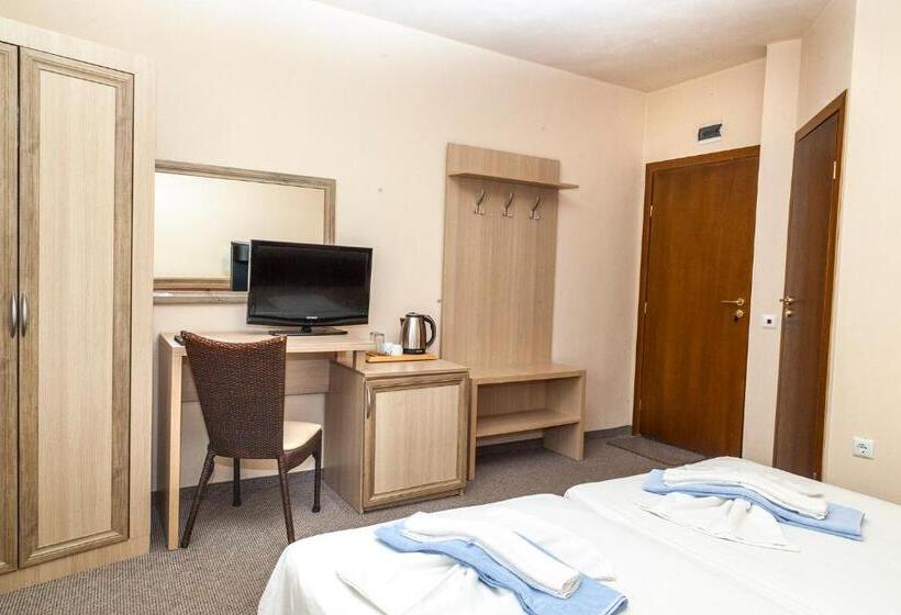 پانسیون Ravda Bay Guest House