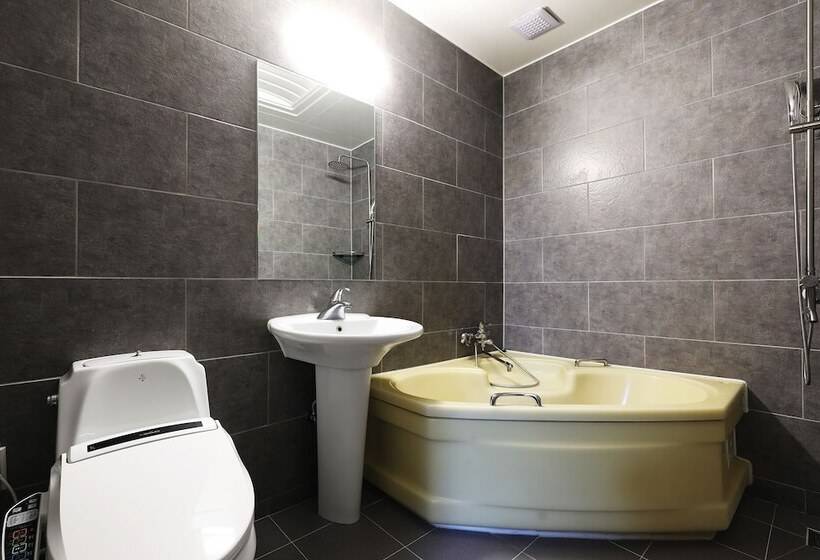 בית מלון כפרי Bolton