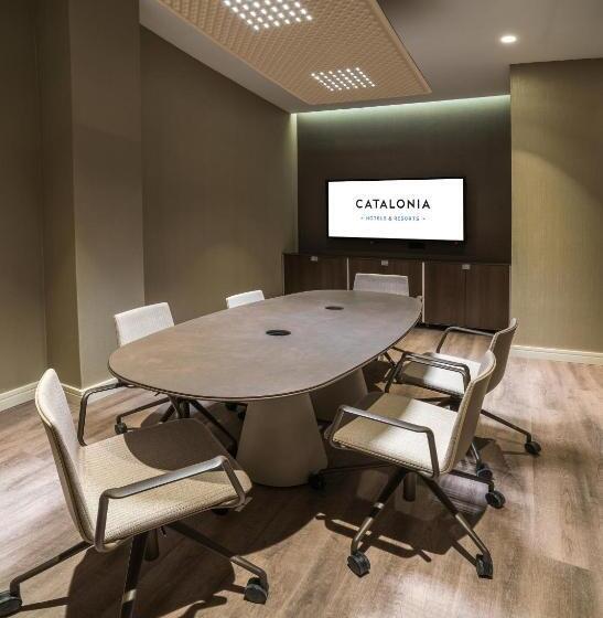 هتل Catalonia Donosti