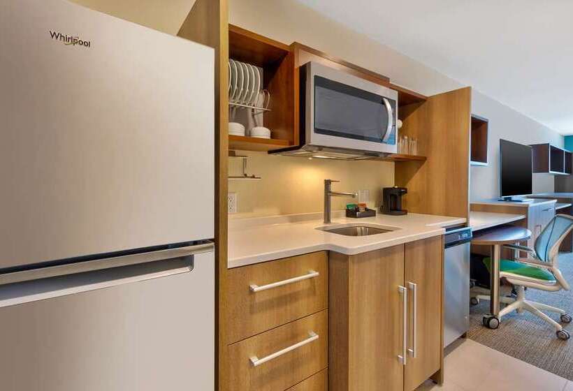 فندق Home2 Suites By Hilton Saginaw, Mi