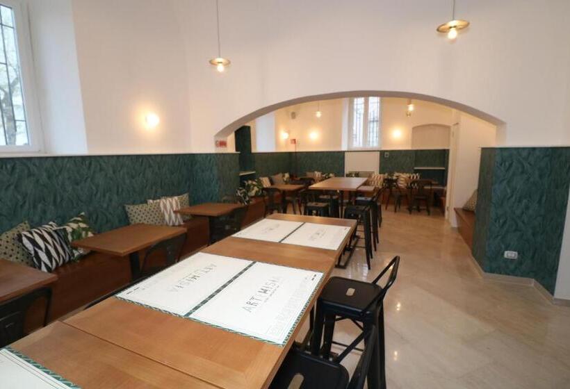Artemisia B&b