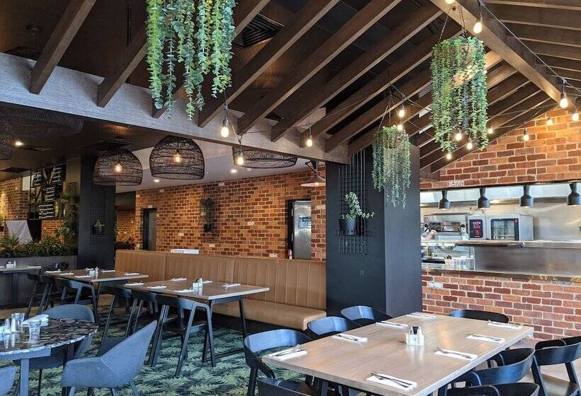 فندق Mantra Traralgon