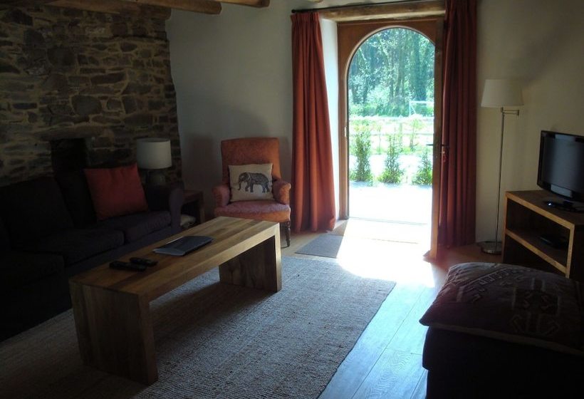 Lovely Cottage In Tavistock With Barbecue