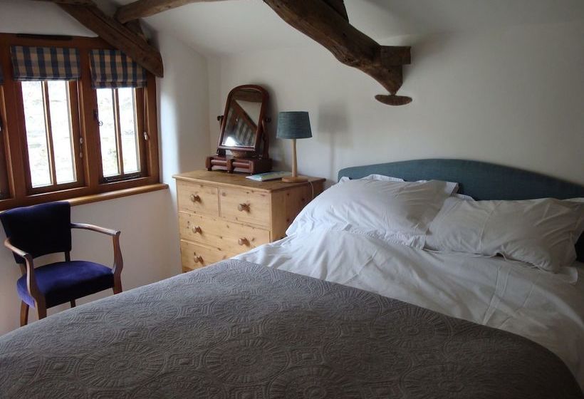 Lovely Cottage In Tavistock With Barbecue