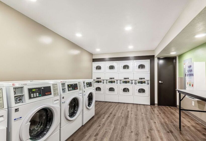 فندق Woodspring Suites Indianapolis Airport South