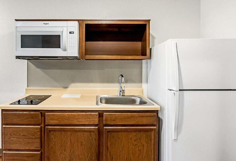 هتل Woodspring Suites Reno Sparks