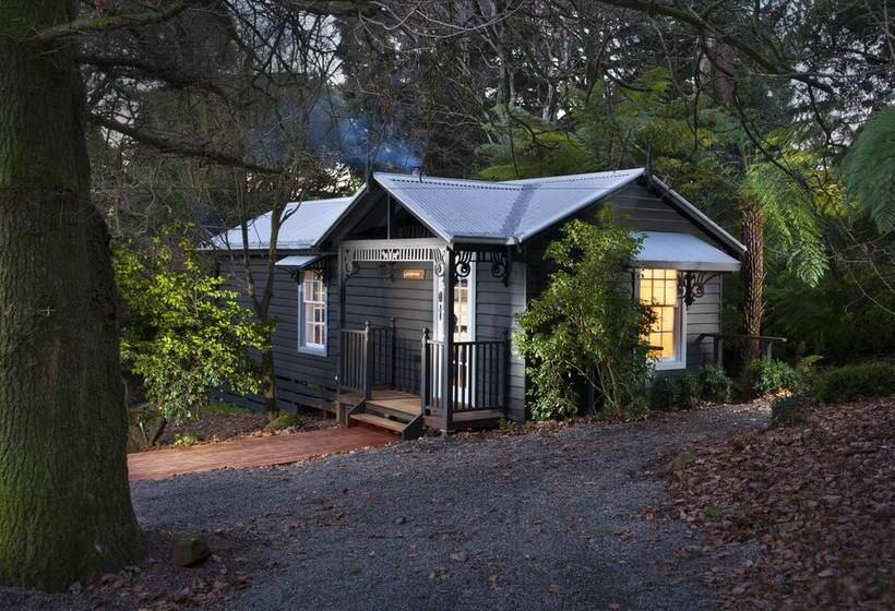 Leddicott Cottage