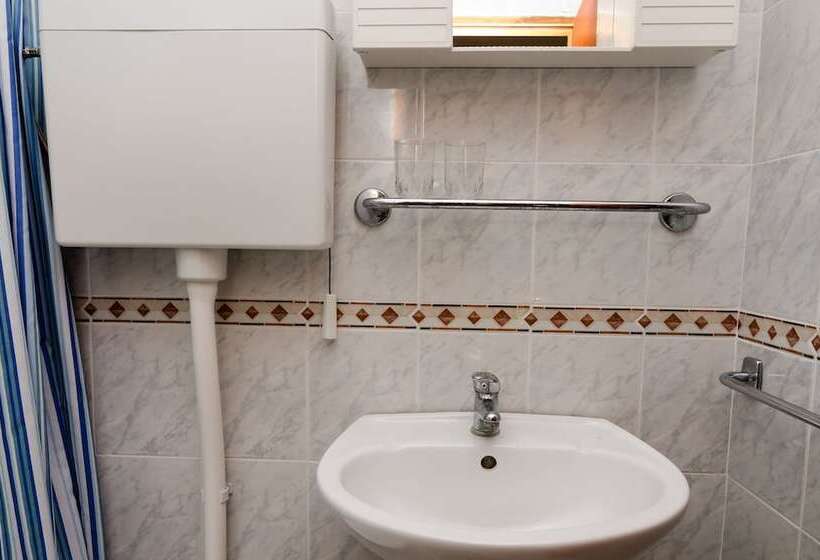 بنسيون Guesthouse Sobra