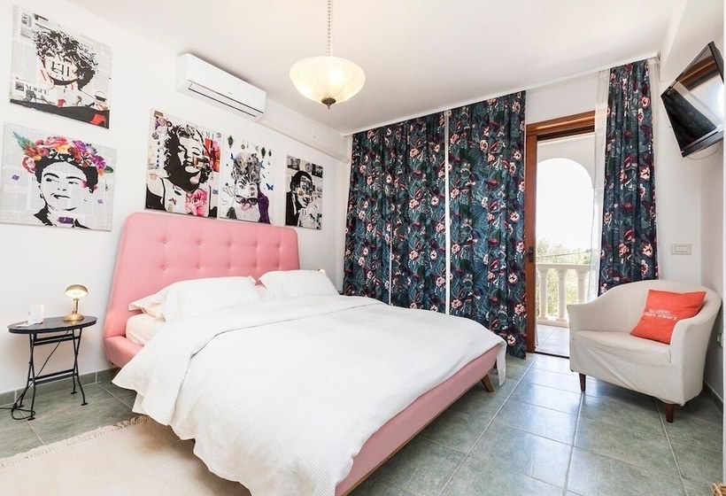 פנסיון Room Alma 1