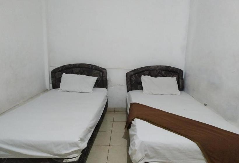 ホテル Oyo 3329  Mulya Jaya