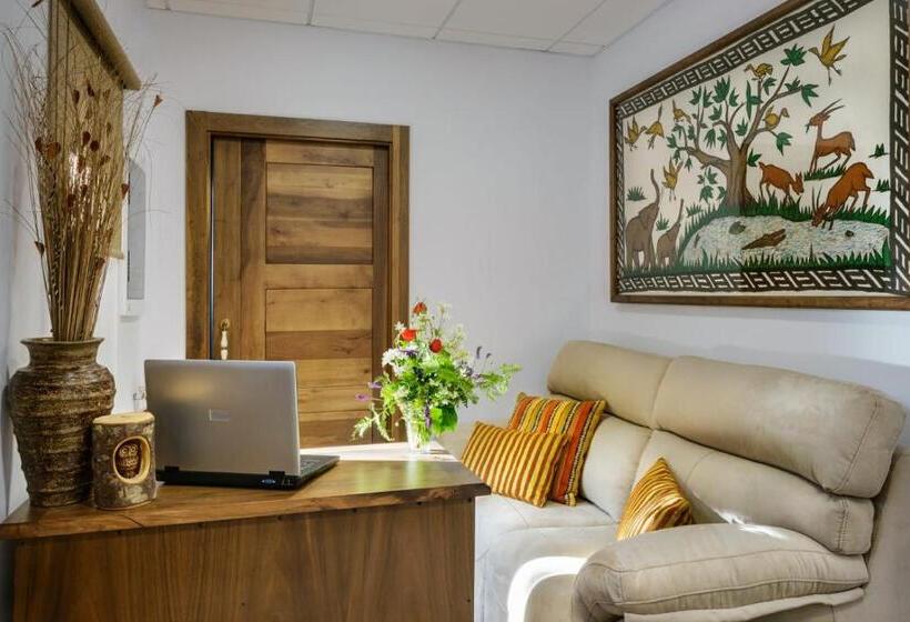 פנסיון Hostal Bosque De Gamueta