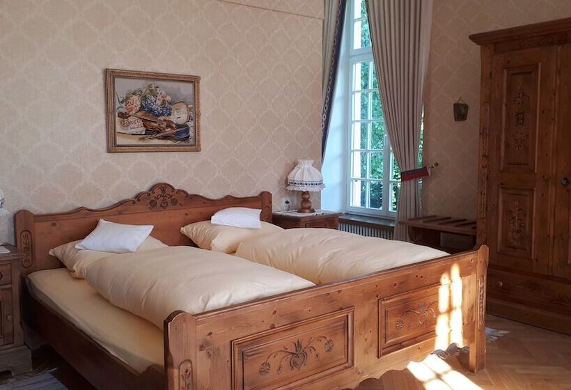 Prisma Hotel Burg Bollendorf