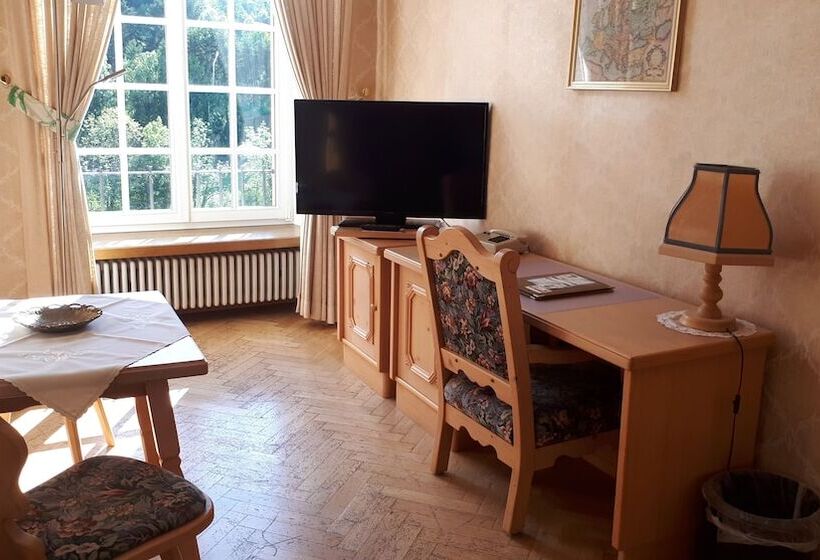 Prisma Hotel Burg Bollendorf