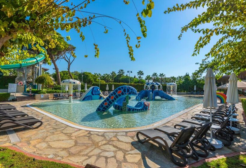 Gloria Verde Resort