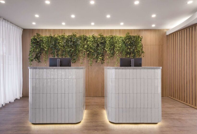 Adina Apartment Hotel Coogee Sydney