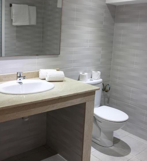 هتل Club Almoggar Garden Beach