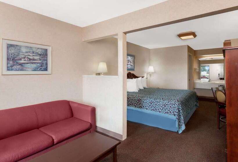 Отель Days Inn By Wyndham Morristown