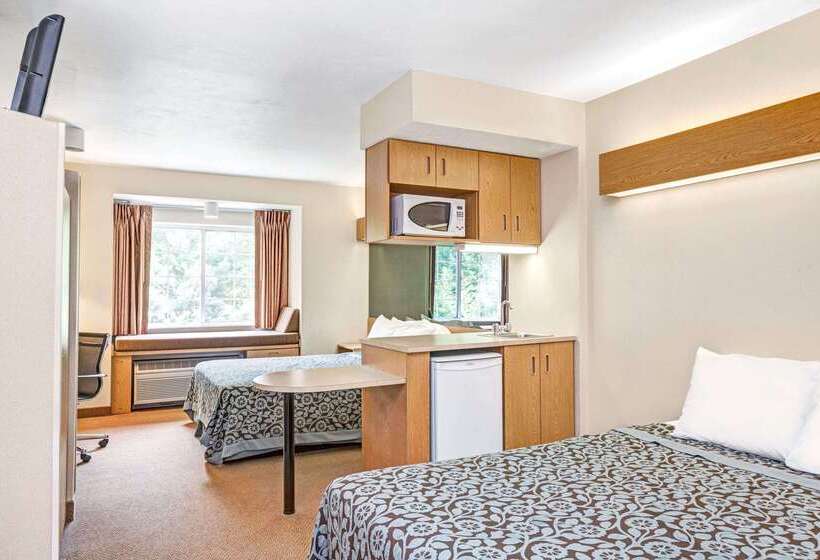 호텔 Days Inn By Wyndham Sturbridge