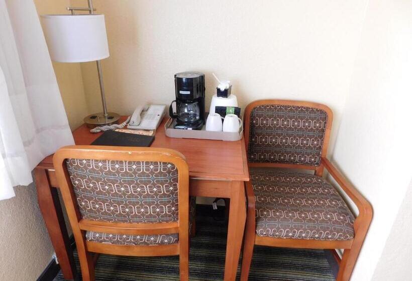 בית מלון כפרי Deer Haven Inn