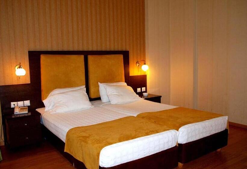 Hotel Delphi Art