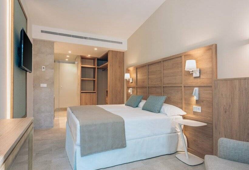 هتل Iberostar Waves Cala Domingos - All Inclusive