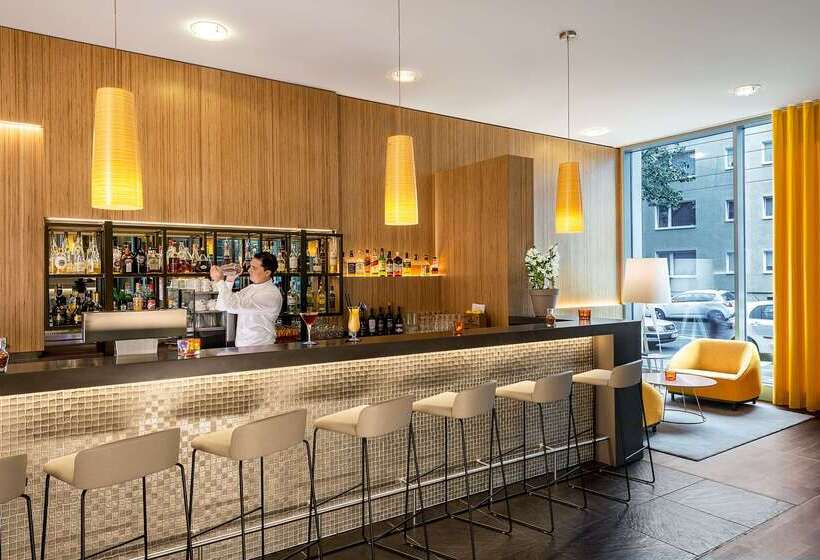 هتل NH Dusseldorf City Nord