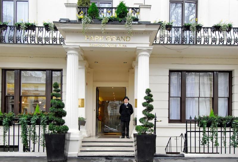 هتل Park Grand Hyde Park