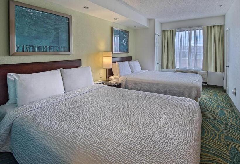 هتل Springhill Suites By Marriott Greensboro