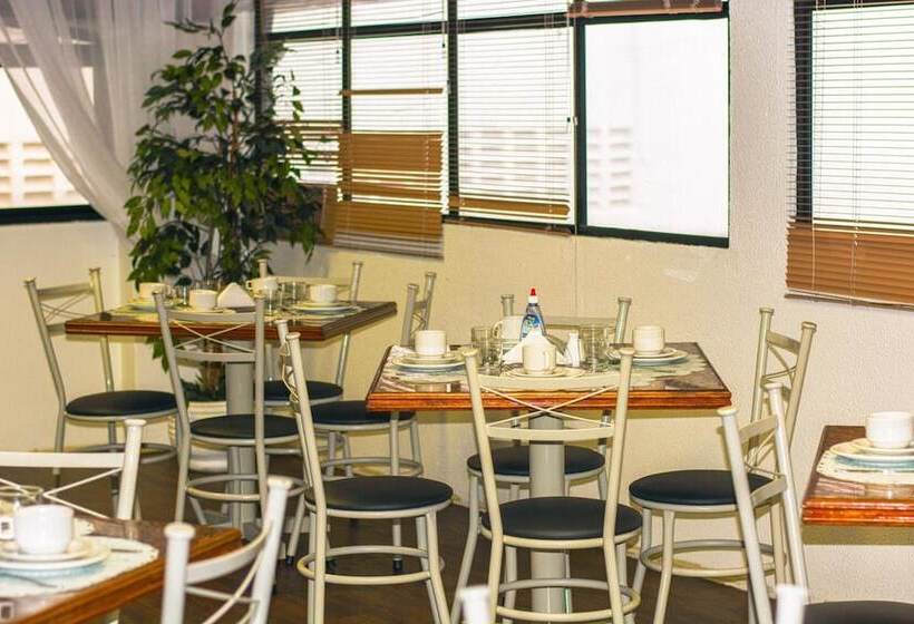 اقامتگاه Rede Andrade Coimbra