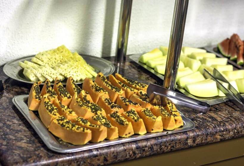 اقامتگاه Rede Andrade Coimbra