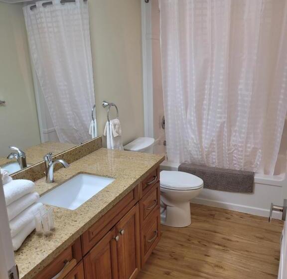 הוסטל Muskoka Lakes Hotel And Resorts