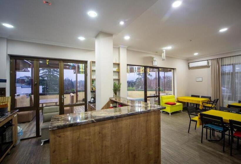 Tskaltubo Hotel Terrace