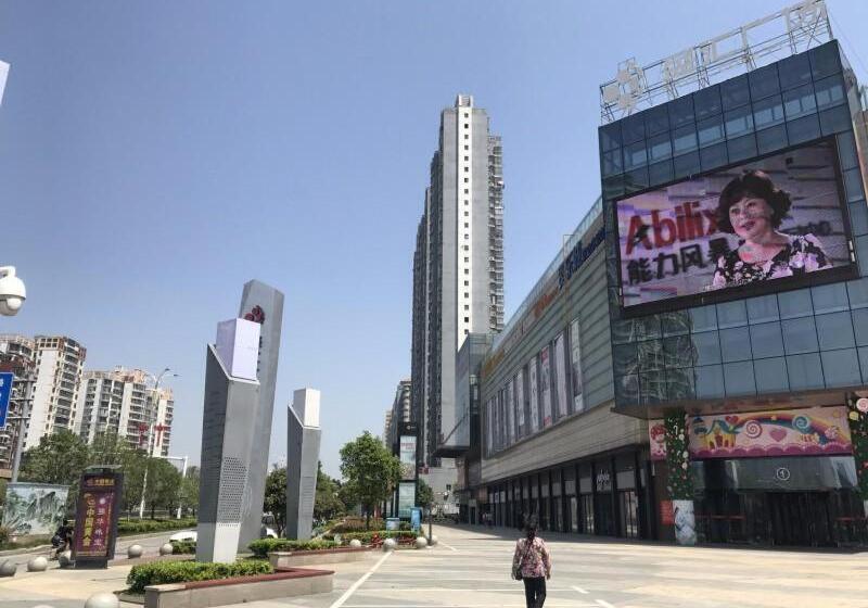 فندق 7days Premium Nanchang Liantang Yingbin Middle Avenue Xiaolan Industrial Park Branch