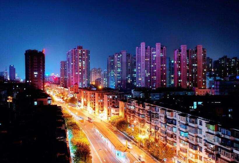 Hotel 7days Premium Yichang Gezhouba Branch