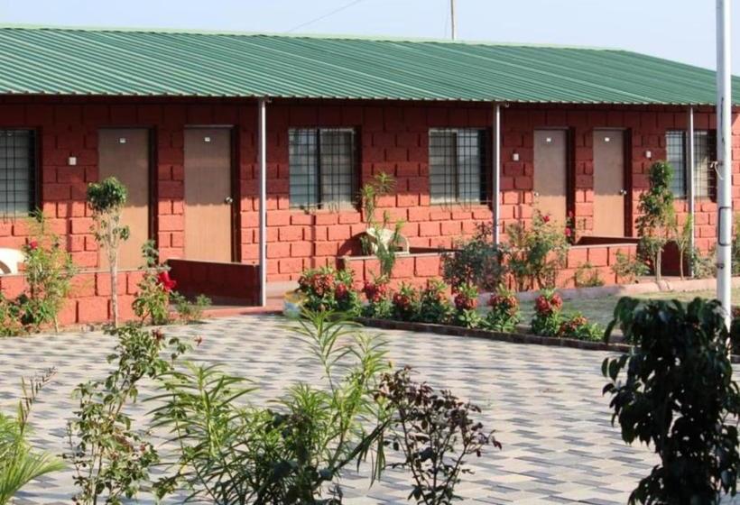 فندق High Spirit Resort And Playpark