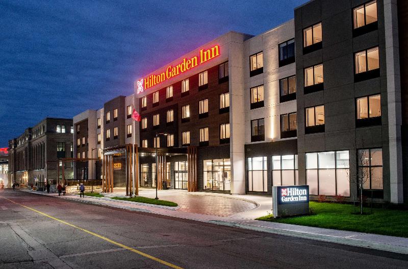 هتل Hilton Garden Inn Moncton, Nb
