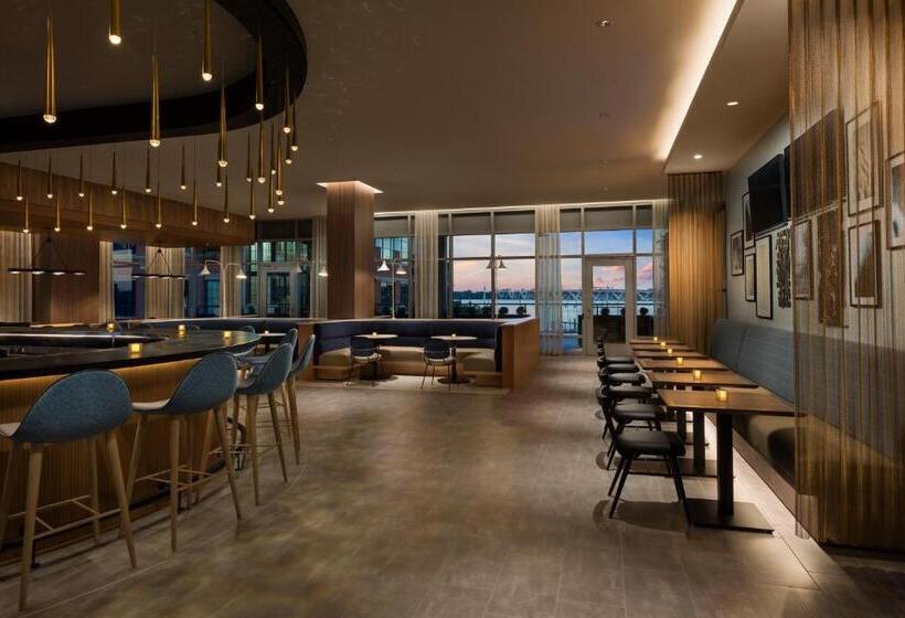 هتل Hyatt Place National Harbor