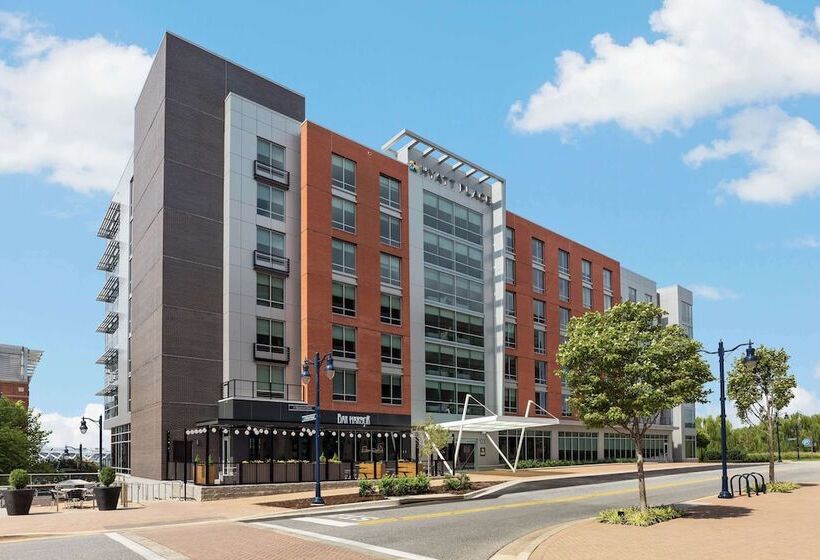 هتل Hyatt Place National Harbor
