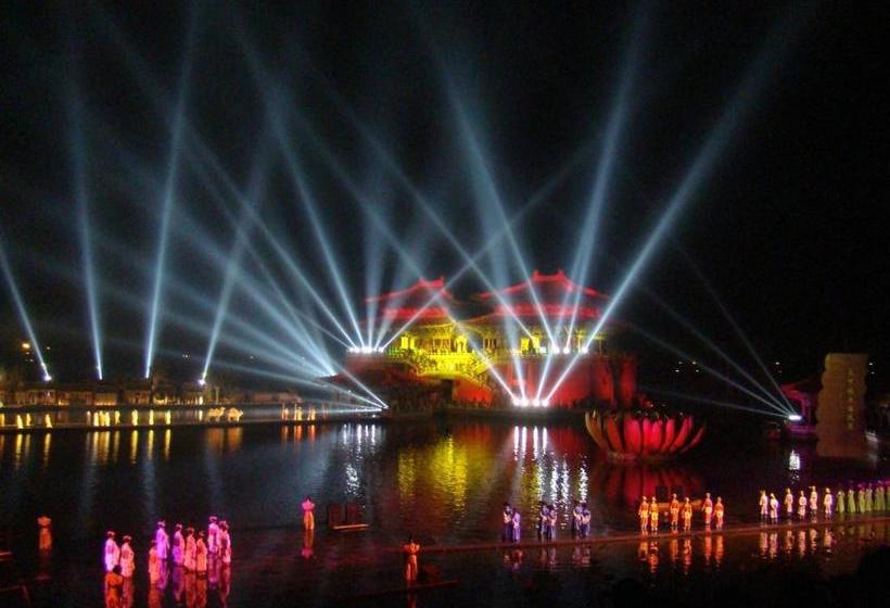 ホテル 7days Inn Kaifeng Songdu Royal Street Pavilion