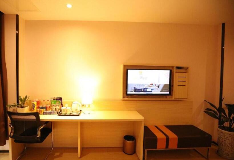 Hotel 7days Premium Deyang Shifang Square Branch