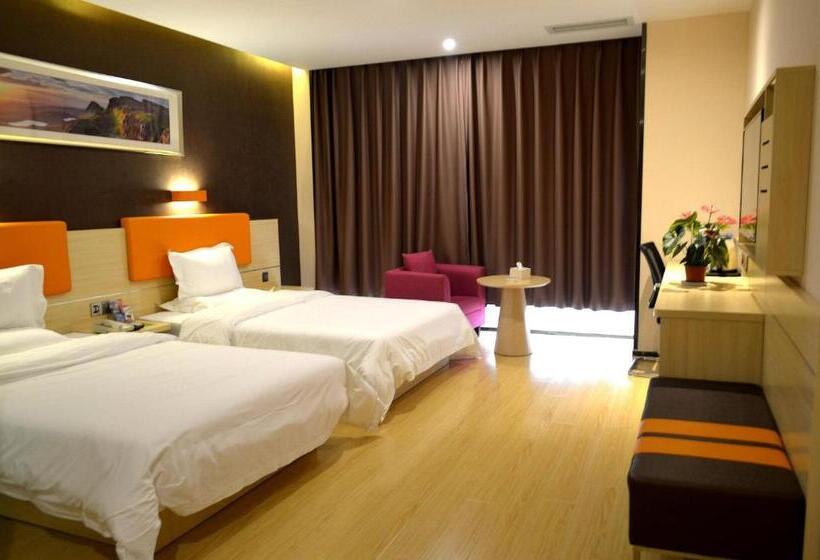 Hotel 7days Premium Deyang Shifang Square Branch