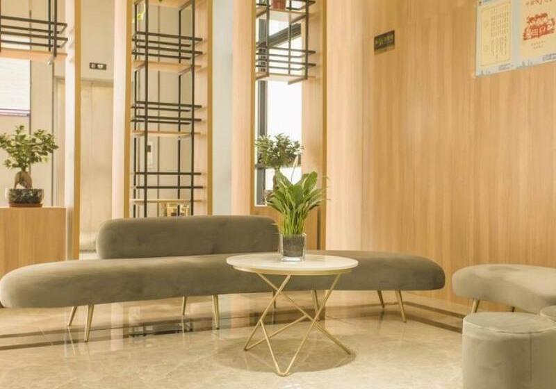 בית מלון כפרי Greentree Inn Express Taizhou Jiangyan Hardware City