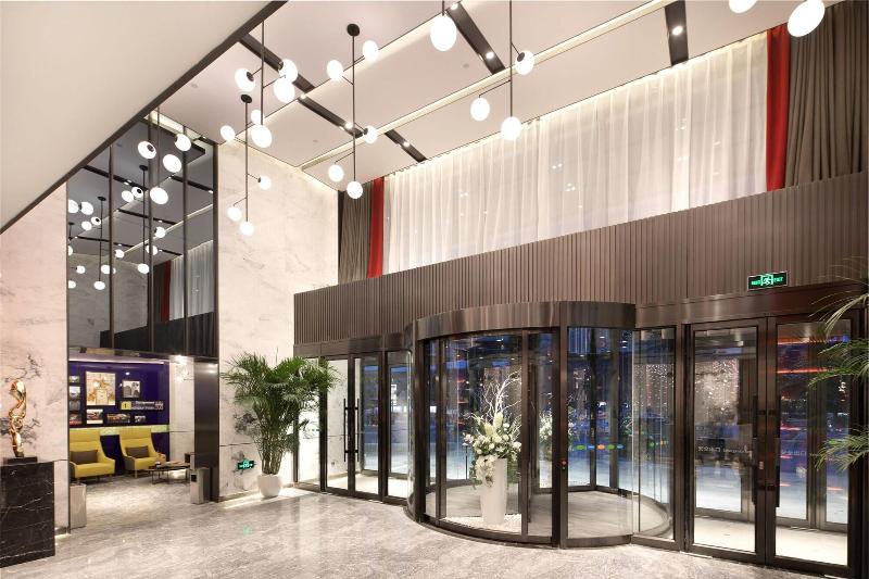 هتل Hampton By Hilton Changchun Ziyou Road