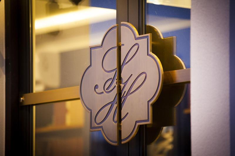 هتل The Salisbury