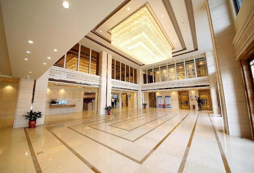 Lavande Hotel Heyuan Zijin