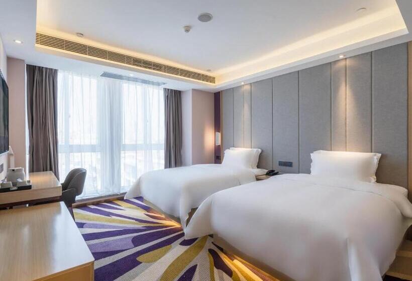 Lavande Hotel Luzhou Wanda Plaza Southwest Commercial City